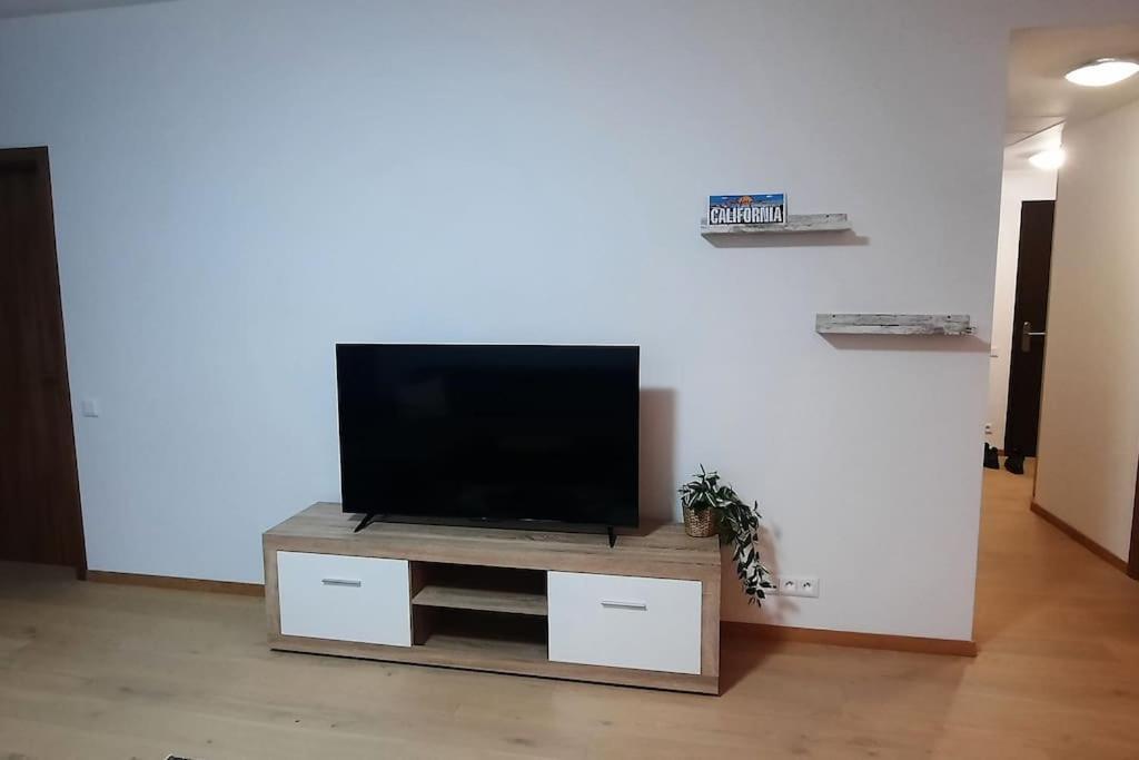 Sky-Park Flat&Parking Daire Bratislava Dış mekan fotoğraf