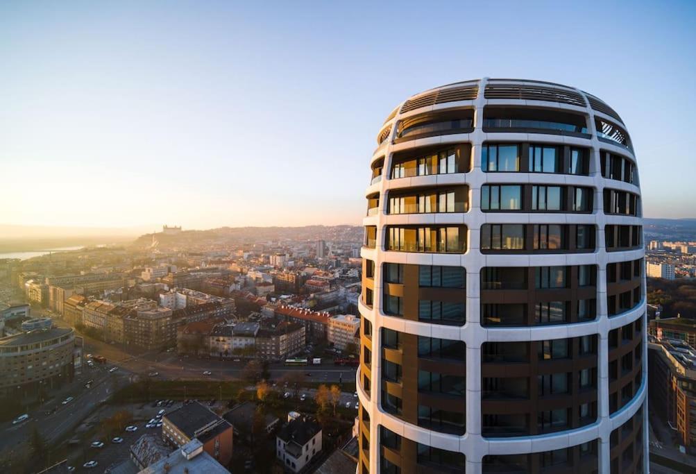 Sky-Park Flat&Parking Daire Bratislava Dış mekan fotoğraf