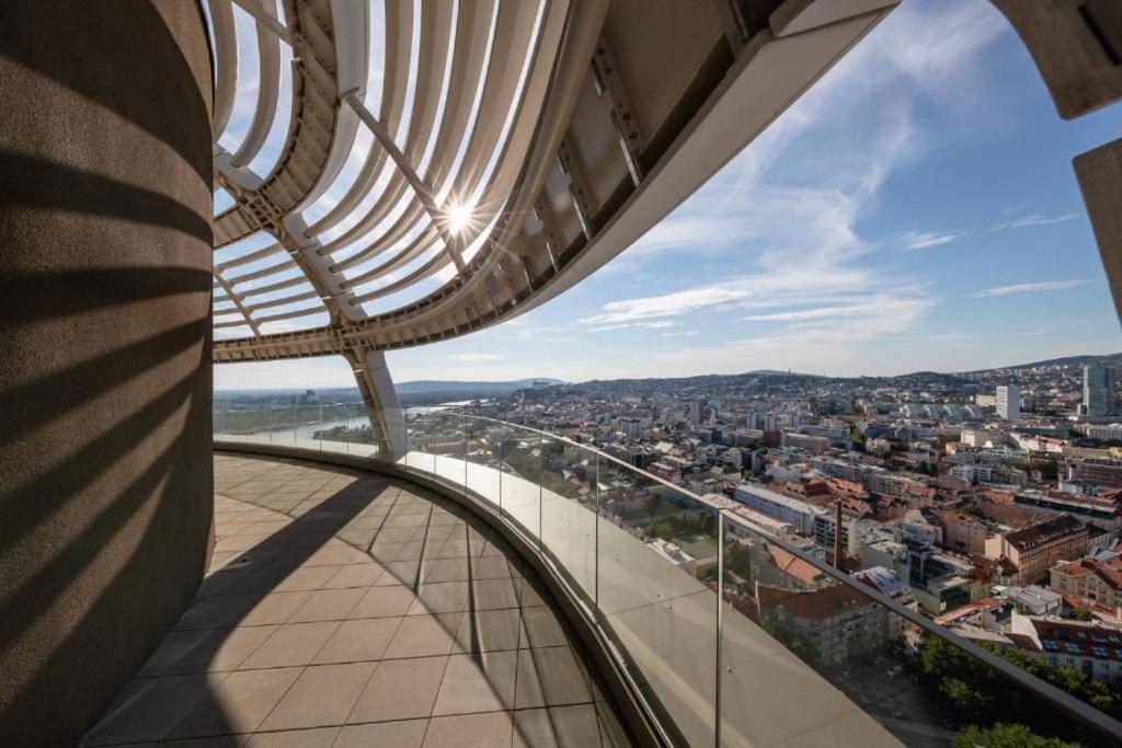 Sky-Park Flat&Parking Daire Bratislava Dış mekan fotoğraf
